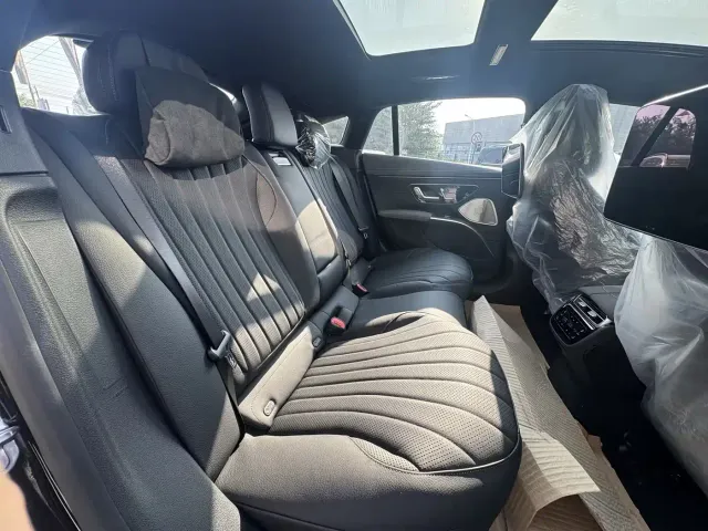 Mercedes-Benz EQS — Фото автомобиля 15