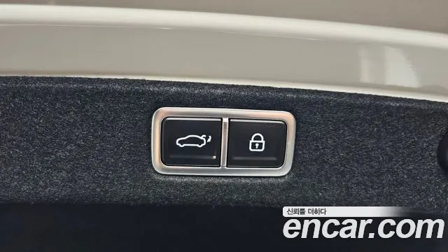 Hyundai Grandeur GN7 — Фото автомобиля 26