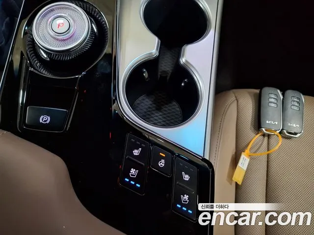Kia K8 — Фото автомобиля 11