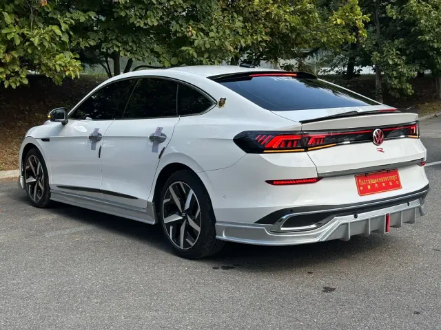 Volkswagen Lamando — Фото автомобиля 6