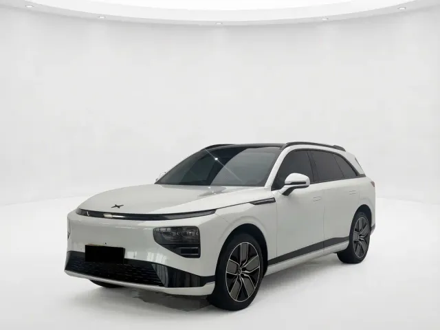 Xpeng G9 — Фото автомобиля 2
