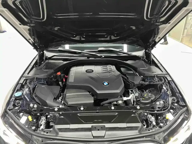 BMW 3 Series — Фото автомобиля 17