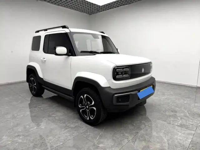 Baojun Yep — Фото автомобиля 3