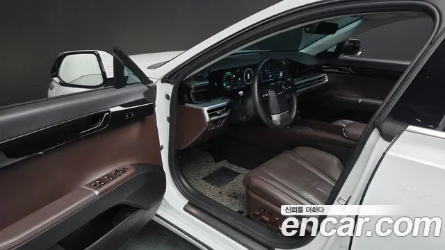 Hyundai Grandeur GN7 — Фото автомобиля 15