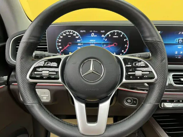 Mercedes-Benz GLE-Class — Фото автомобиля 13