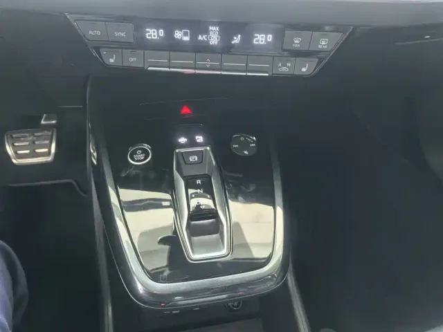 Audi Q4 e-tron — Фото автомобиля 8