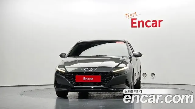 Hyundai Avante CN7 — Фото автомобиля 2