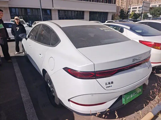 BYD Qin PLUS — Фото автомобиля 4