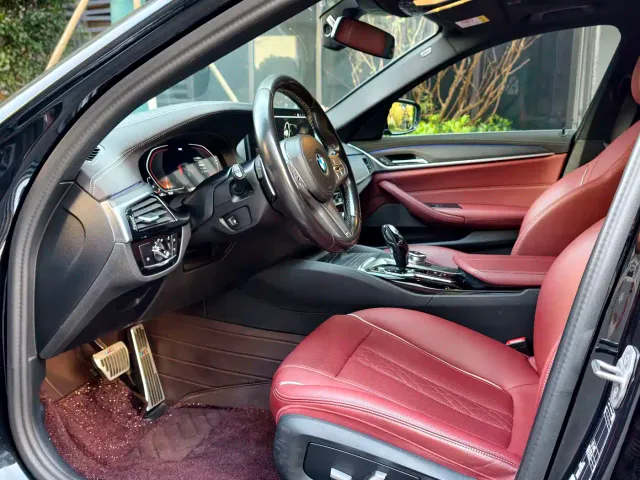 BMW 5 Series — Фото автомобиля 7