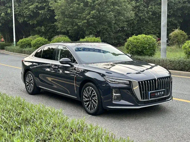 Hongqi H5 — Фото автомобиля 3