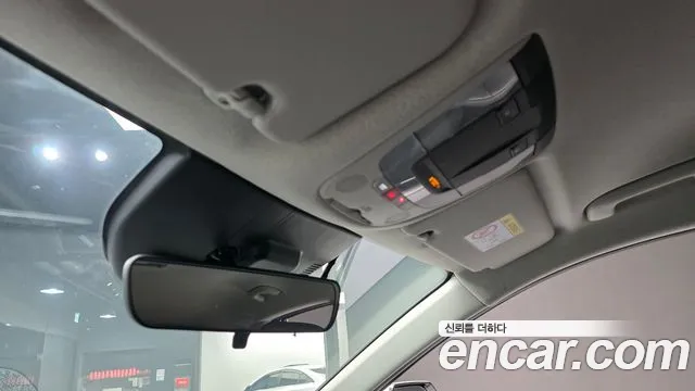 Kia Niro New — Фото автомобиля 25
