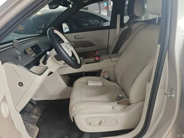 Toyota BoZhi 3X — Фото автомобиля 16