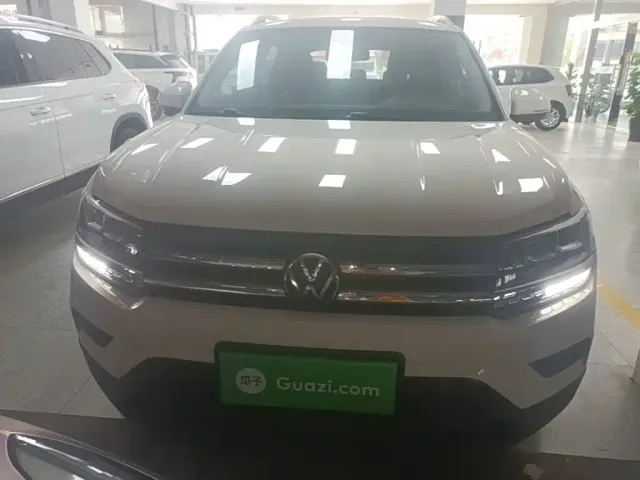 Volkswagen Tharu — Фото автомобиля 2