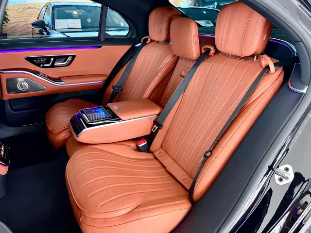 Mercedes-Benz S-Class — Фото автомобиля 11