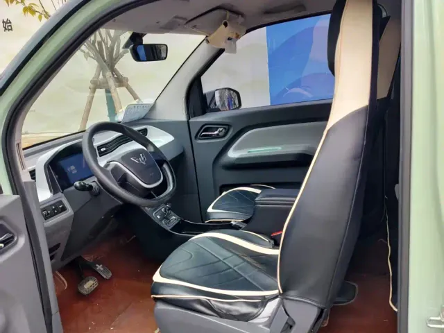 Wuling Hongguang Mini EV — Фото автомобиля 5
