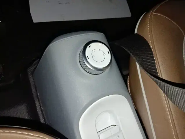 Wuling Hongguang Mini EV — Фото автомобиля 13