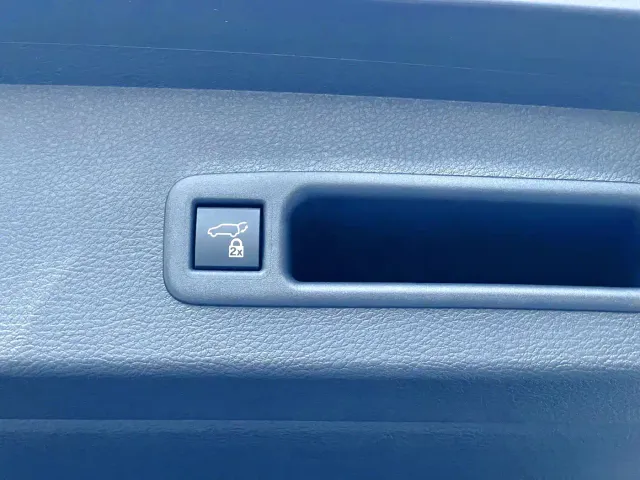 Toyota Sienna — Фото автомобиля 20