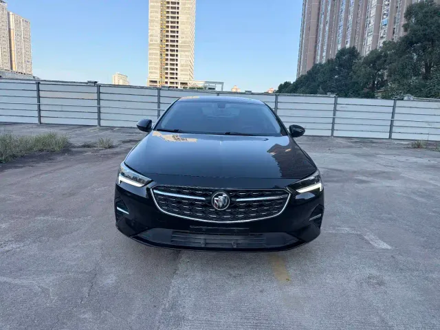 Buick Regal — Фото автомобиля 2