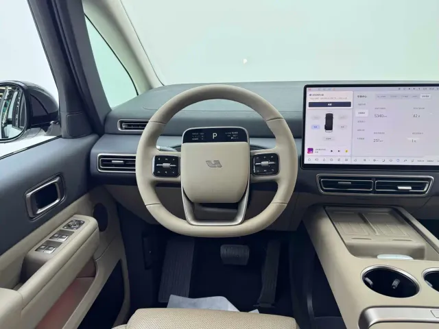 Li Auto MEGA — Фото автомобиля 14