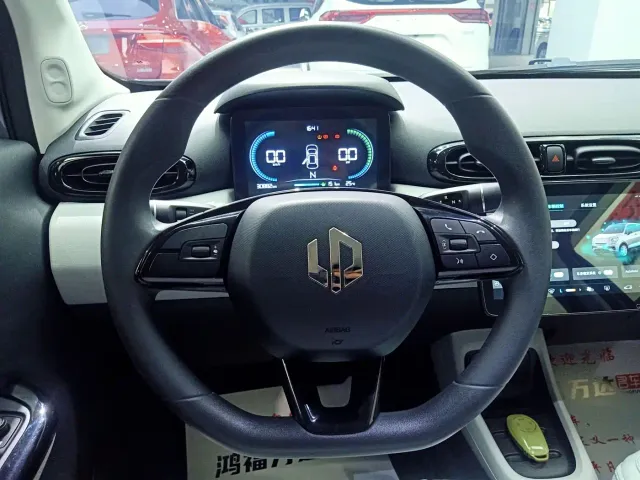 Leapmotor T03 — Фото автомобиля 17