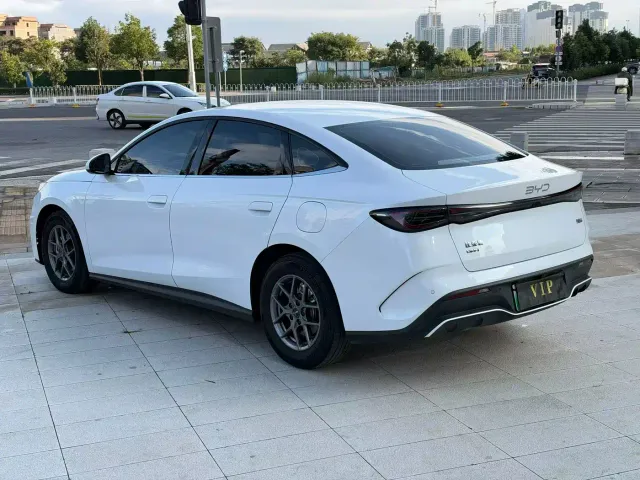BYD Seal 06 — Фото автомобиля 6