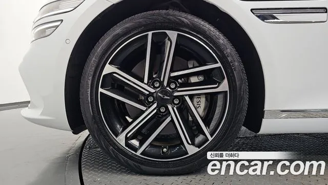 Genesis G80 RG3 — Фото автомобиля 5