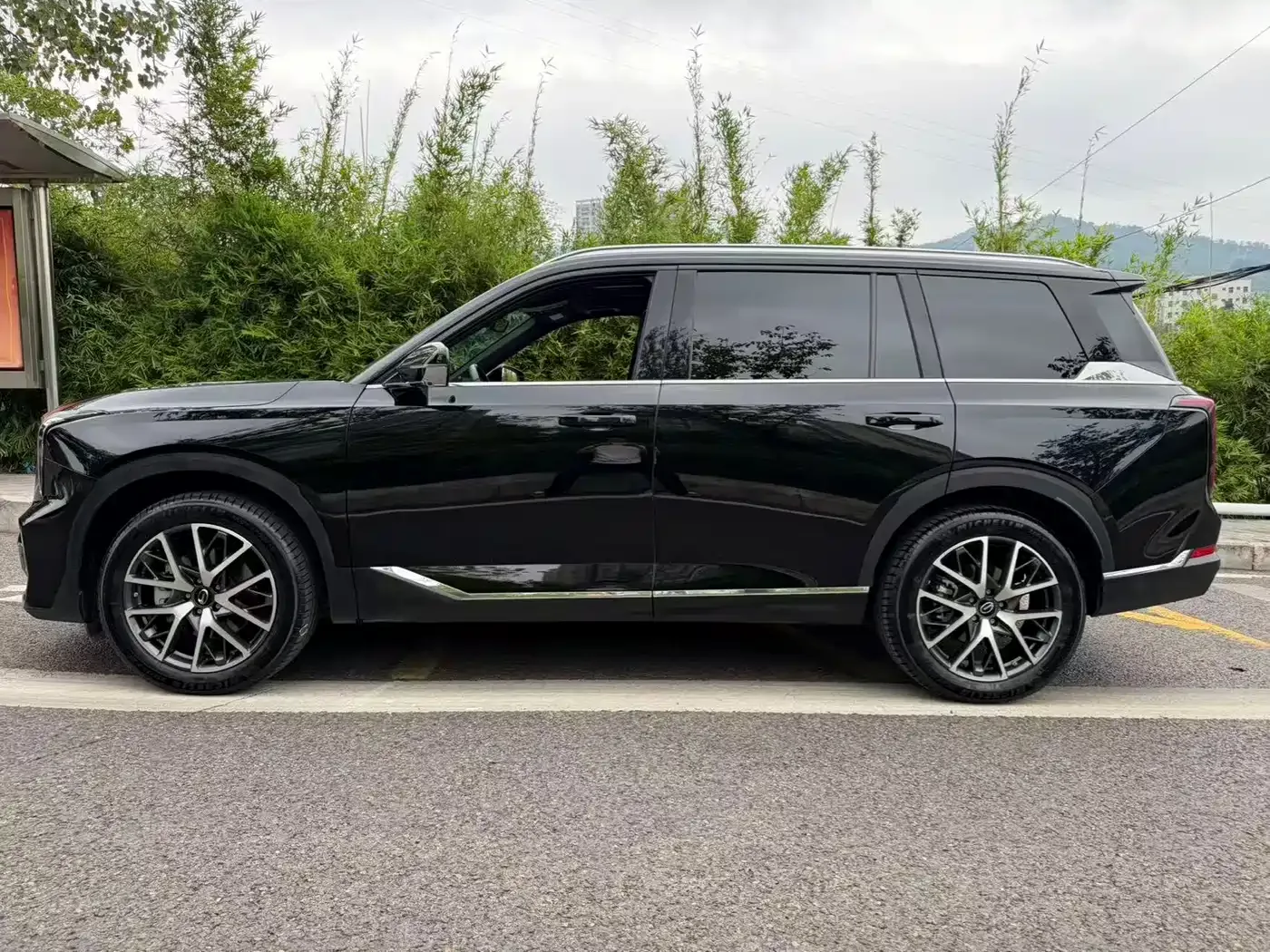 GAC Trumpchi Trumpchi GS8 2024 Navigator Series 2.0TGDI 2WD Luxury Smart Connect Edition — Фото автомобиля 5