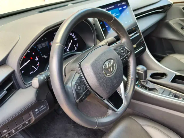 Toyota Avalon — Фото автомобиля 15