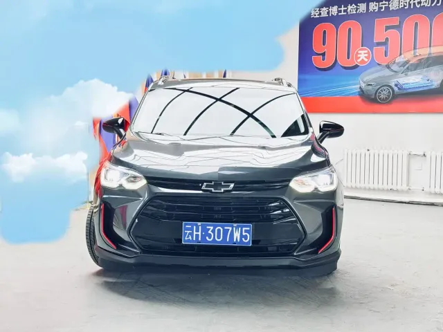 Chevrolet Orlando — Фото автомобиля 2