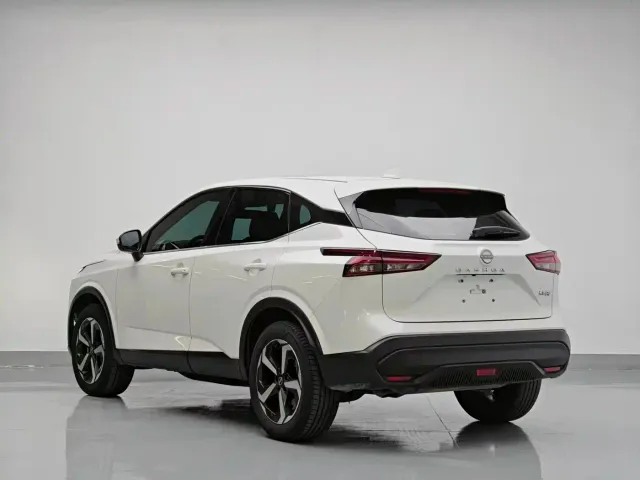 Nissan Qashqai — Фото автомобиля 4