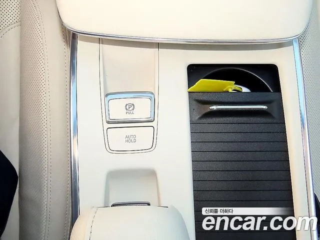 Hyundai Grandeur (New) Hybrid — Фото автомобиля 14