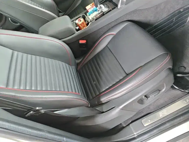 Land Rover Discovery Sport — Фото автомобиля 24