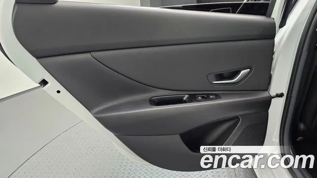 Hyundai Avante — Фото автомобиля 14