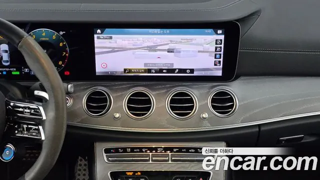 Mercedes-Benz E-Class W213 — Фото автомобиля 18