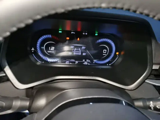 Geely Emgrand — Фото автомобиля 11