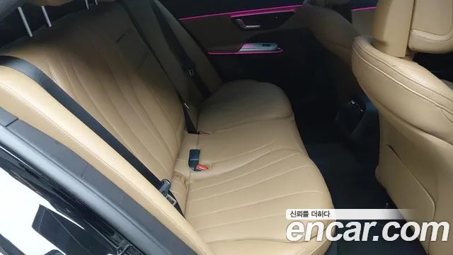 Mercedes-Benz E-Class W214 — Фото автомобиля 7