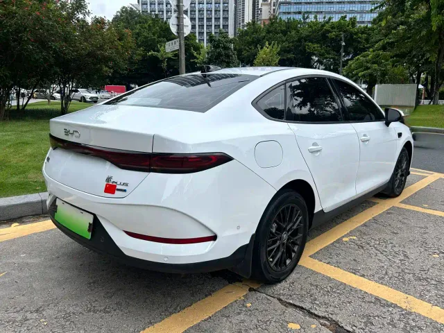 BYD Qin PLUS — Фото автомобиля 6