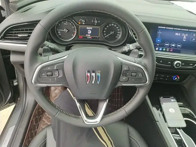 Buick Regal — Фото автомобиля 10