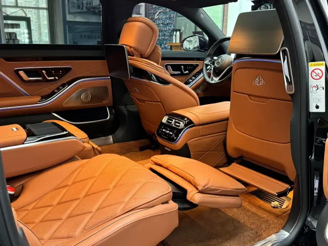 Mercedes-Benz Maybach S-Class — Фото автомобиля 16