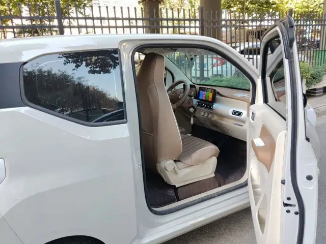 Wuling Hongguang Mini EV — Фото автомобиля 19