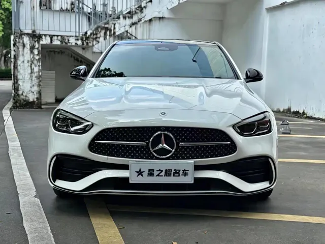 Mercedes-Benz C-Class — Фото автомобиля 2