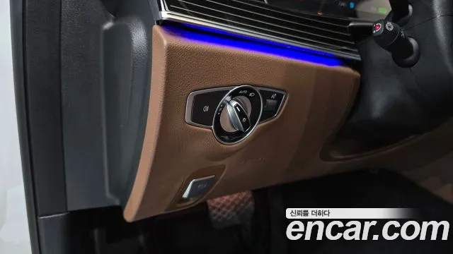 Mercedes-Benz E-Class W213 — Фото автомобиля 29