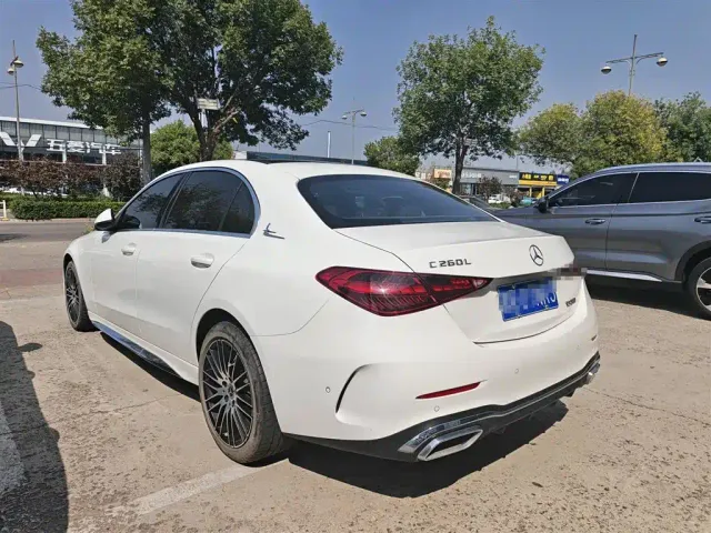 Mercedes-Benz C-Class — Фото автомобиля 6