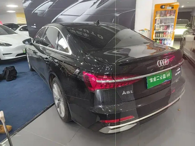 Audi A6L — Фото автомобиля 4