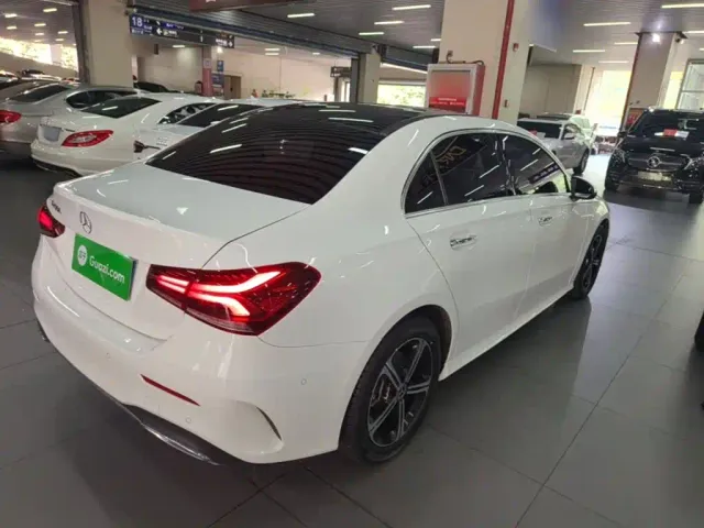 Mercedes-Benz A-Class — Фото автомобиля 6