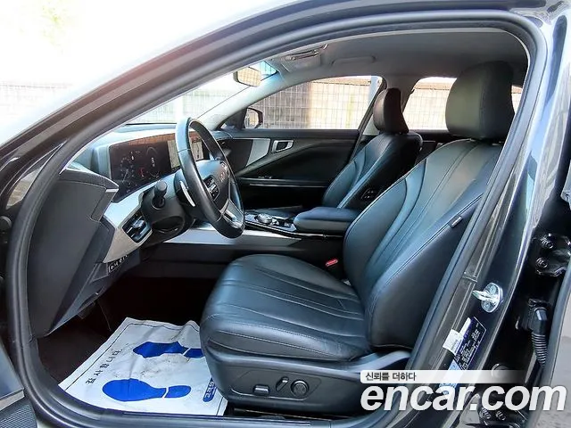 Kia K8 — Фото автомобиля 5