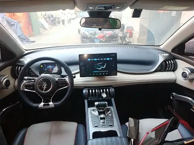BYD Yuan PLUS — Фото автомобиля 9