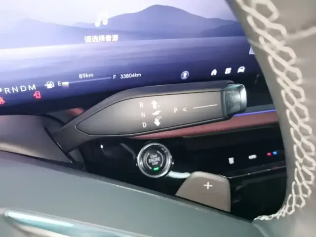 Buick Envision Plus — Фото автомобиля 13