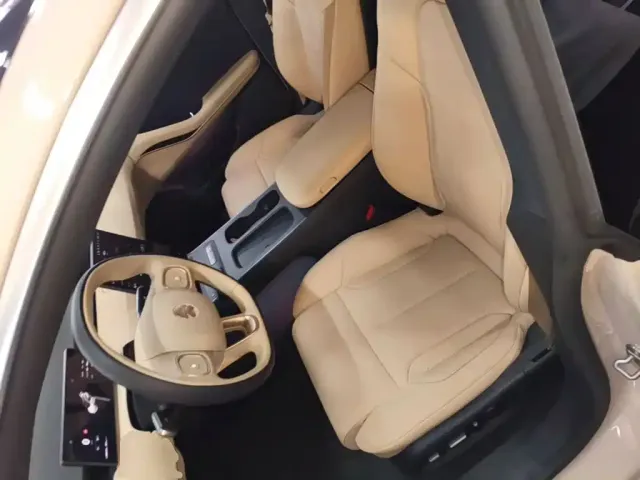 Nio ET5 Touring — Фото автомобиля 14