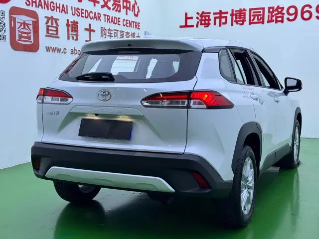 Toyota Corolla Cross — Фото автомобиля 24